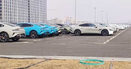 三年蛻變 小米汽車工廠衛星圖揭秘，停車場SU7成海